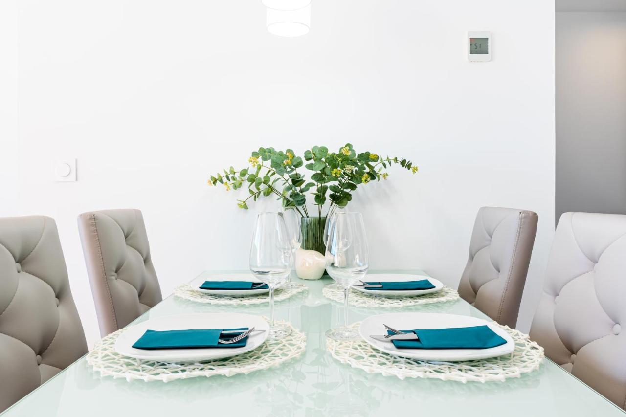 Lux Apartment Punta Prima, Spain Punta Prima  Bagian luar foto